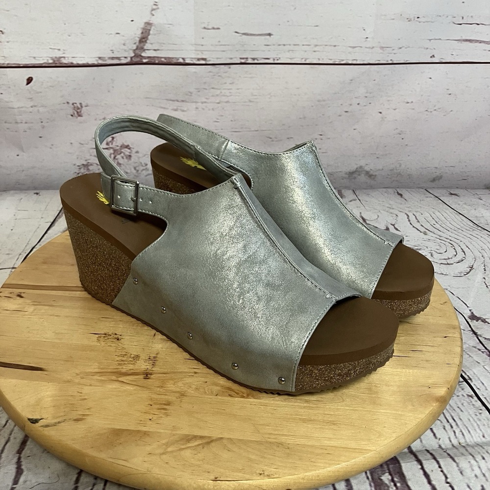 Volatile Shoes Womens‎ Size 11 Silver Division Wedge Sandals Ankle Strap
